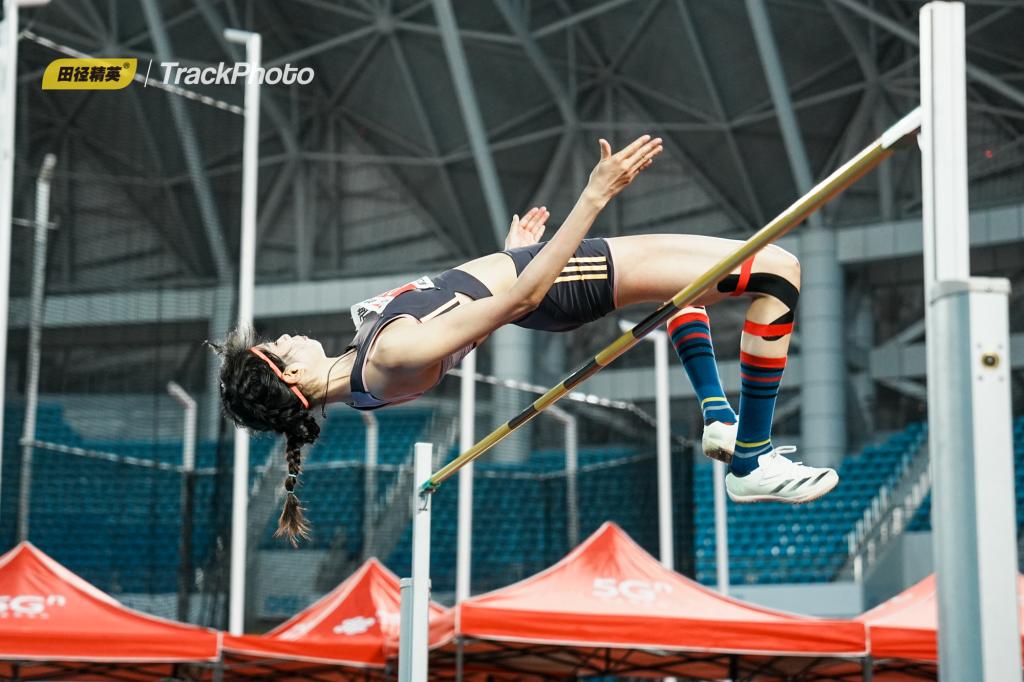 比安奇：难以理解孔蒂如此抱怨，球队的替补席存在问题