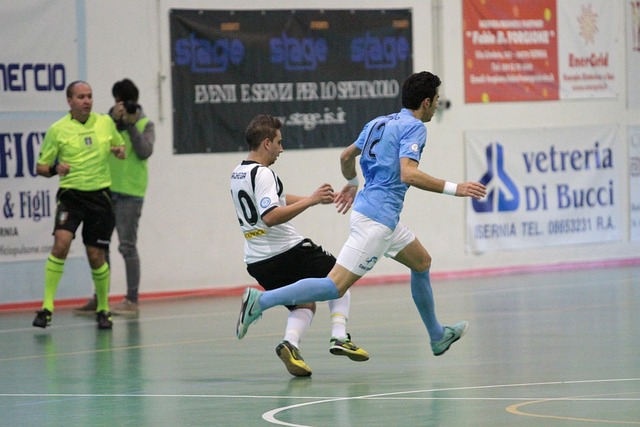 两支球队整 两支球队整